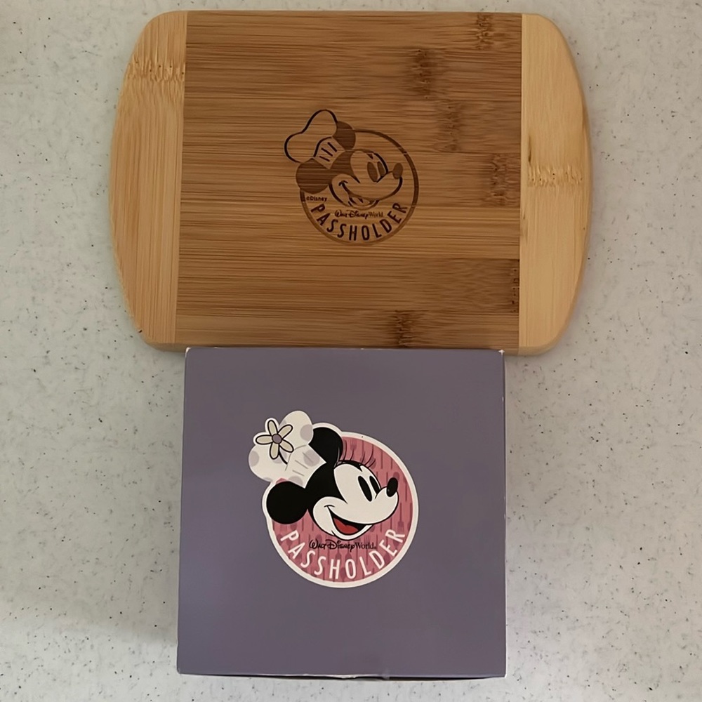 Disney Passholder coasters (4) and cutting board